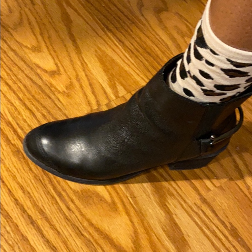 Donald pliner moto ankle bootie